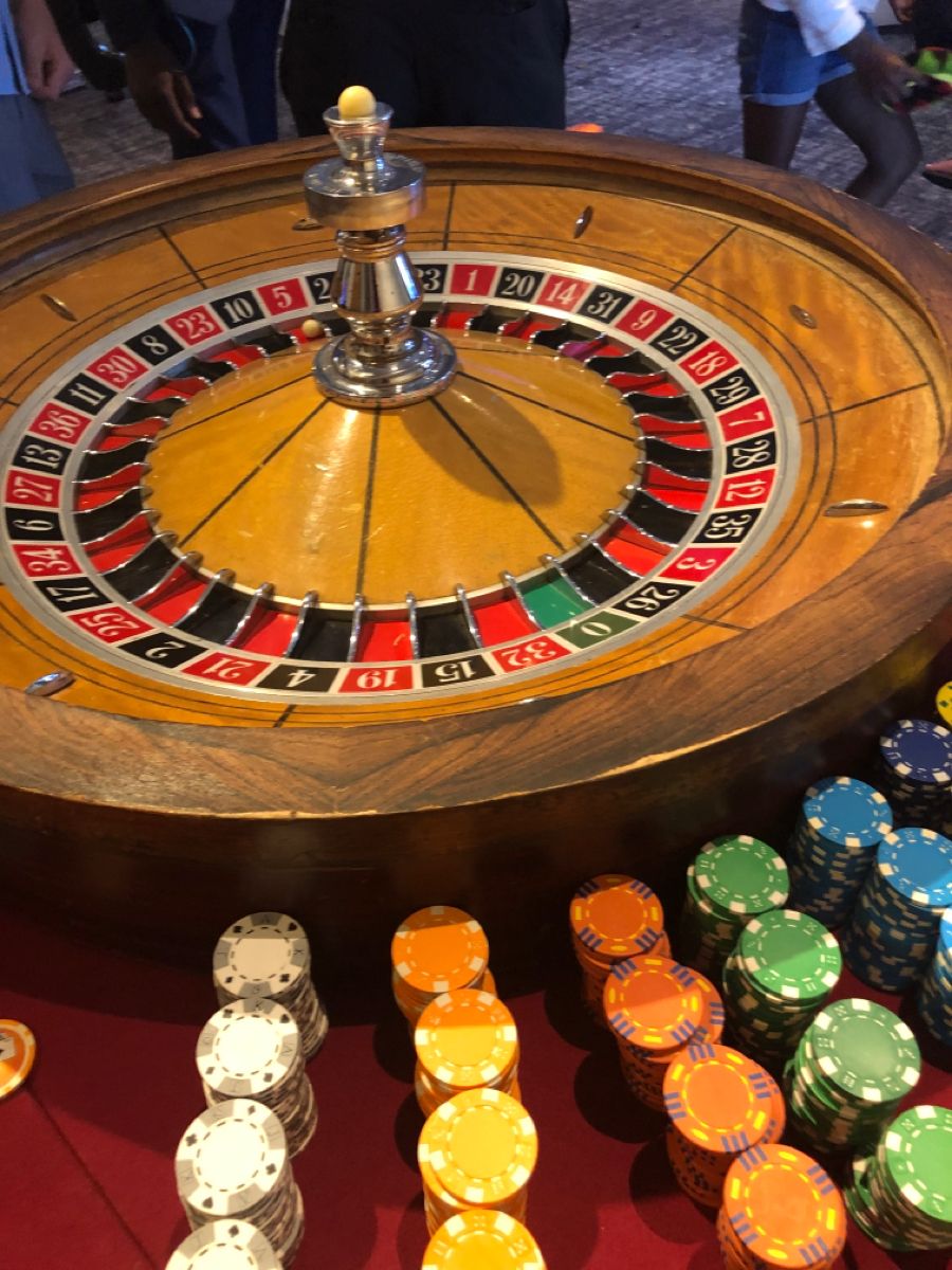 Spartan Slots کھلاڑیوں کے لیے لائیو کیسینو سیکشن